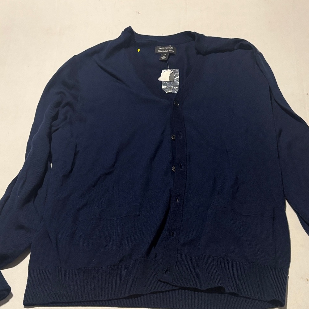 Nordstrom Men's Deep Blue Cardigan Sweater 100% washable merino